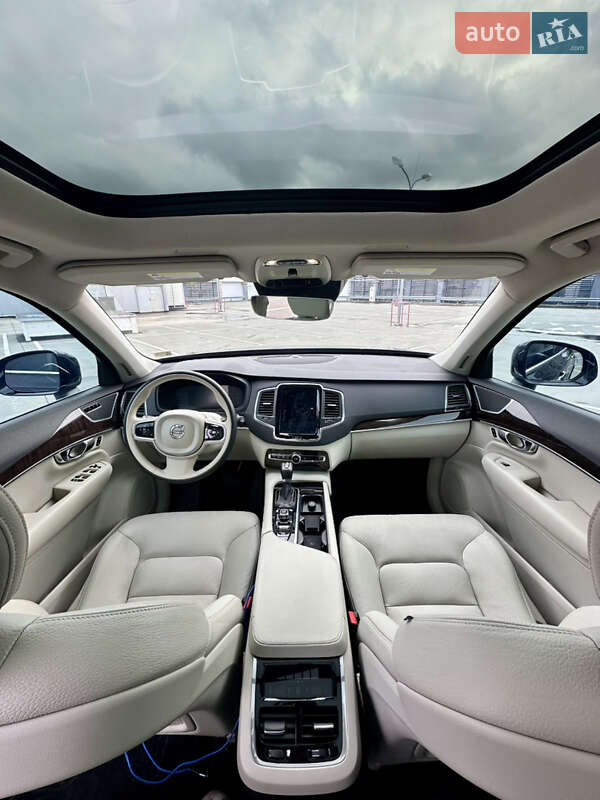 Позашляховик / Кросовер Volvo XC90 2019 в Києві фото 6 Позашляховик / Кросовер Volvo XC90 2019 в Києві