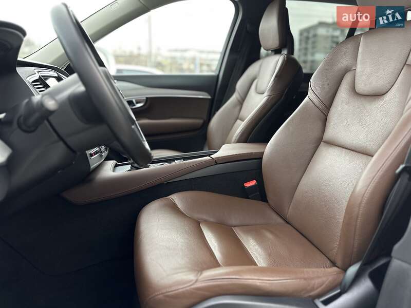 Внедорожник / Кроссовер Volvo XC90 2019 в Киеве фото 17 Внедорожник / Кроссовер Volvo XC90 2019 в Киеве