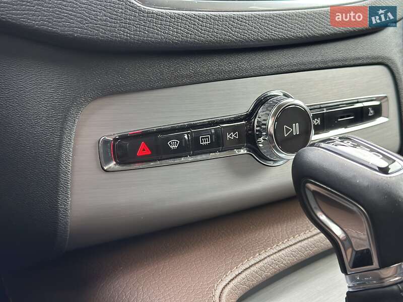 Внедорожник / Кроссовер Volvo XC90 2019 в Киеве фото 29 Внедорожник / Кроссовер Volvo XC90 2019 в Киеве