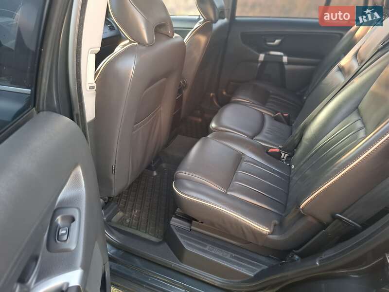 Внедорожник / Кроссовер Volvo XC90 2012 в Житомире