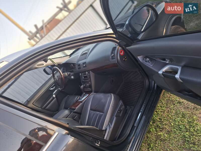 Внедорожник / Кроссовер Volvo XC90 2012 в Житомире