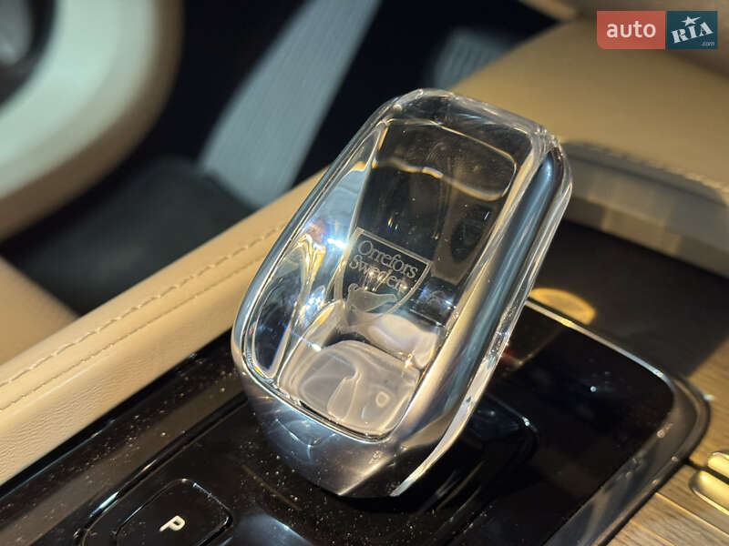 Внедорожник / Кроссовер Volvo XC90 2019 в Львове