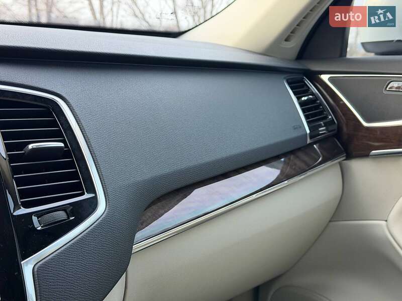 Внедорожник / Кроссовер Volvo XC90 2016 в Кривом Роге