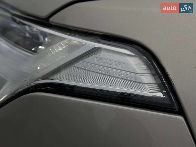 Позашляховик / Кросовер Volvo XC90 2016 в Рівному