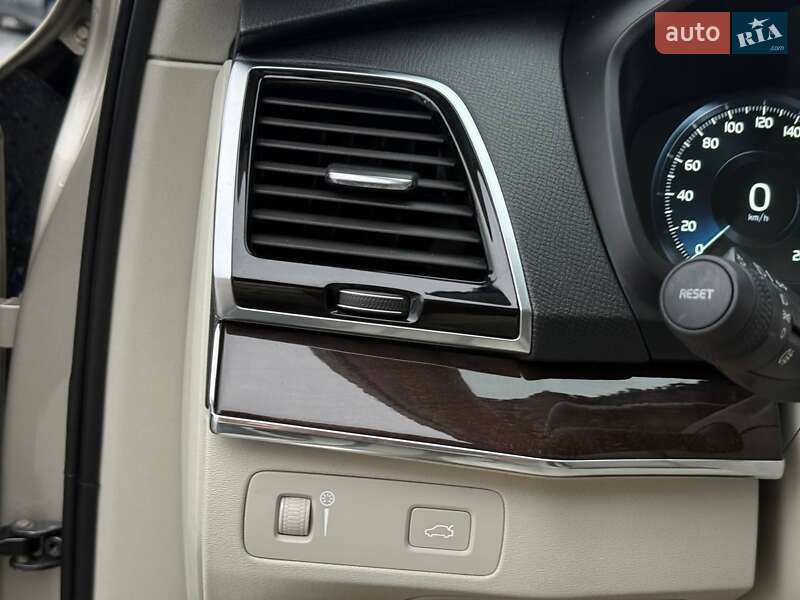 Позашляховик / Кросовер Volvo XC90 2016 в Рівному