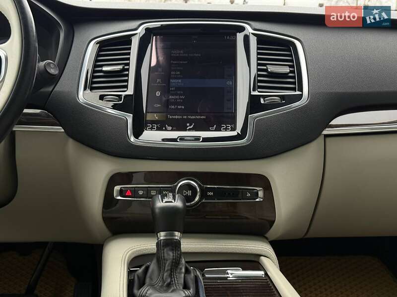 Позашляховик / Кросовер Volvo XC90 2016 в Рівному