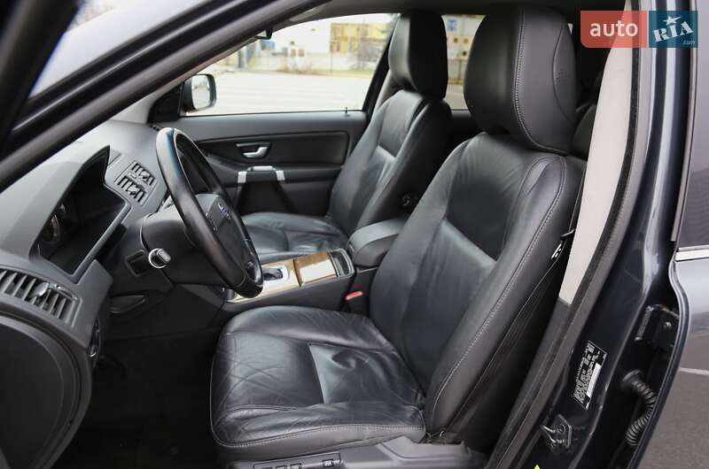 Позашляховик / Кросовер Volvo XC90 2010 в Києві