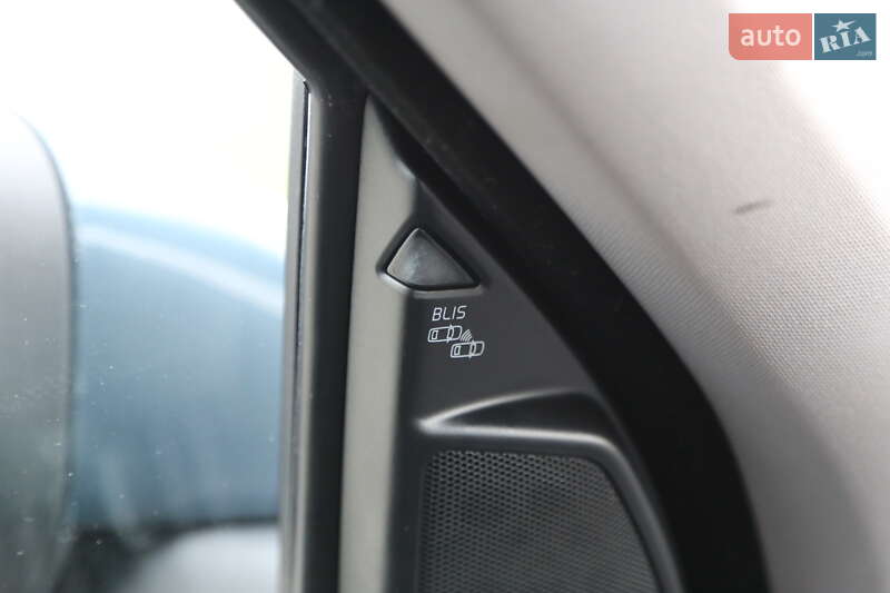 Позашляховик / Кросовер Volvo XC90 2010 в Києві