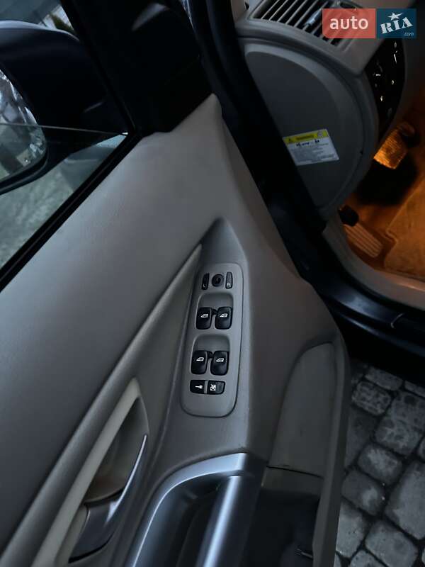 Внедорожник / Кроссовер Volvo XC90 2005 в Надворной