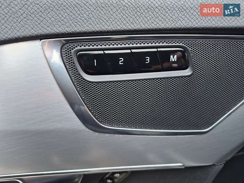 Внедорожник / Кроссовер Volvo XC90 2017 в Владимире