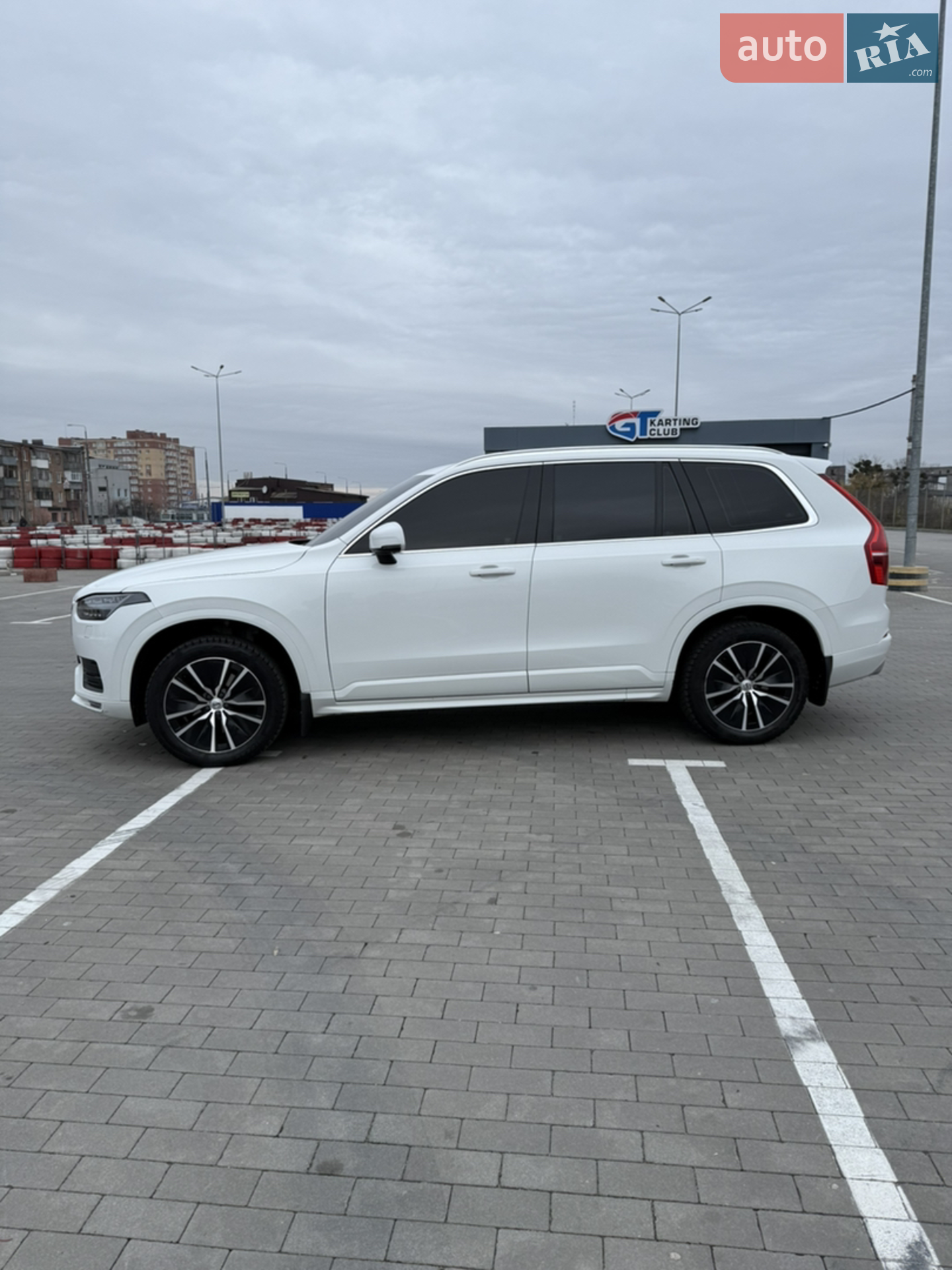 2019 Volvo XC90 - фото 1