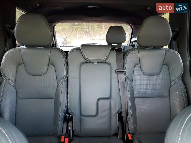 Внедорожник / Кроссовер Volvo XC90 2019 в Киеве