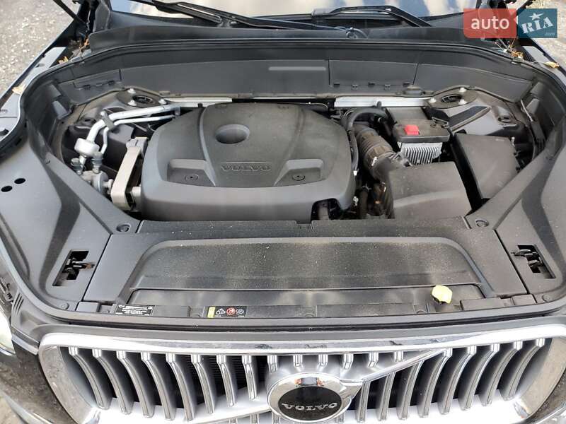 Внедорожник / Кроссовер Volvo XC90 2019 в Киеве