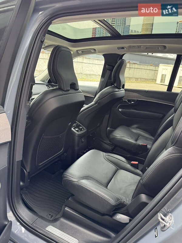 Позашляховик / Кросовер Volvo XC90 2022 в Києві фото 26 Позашляховик / Кросовер Volvo XC90 2022 в Києві