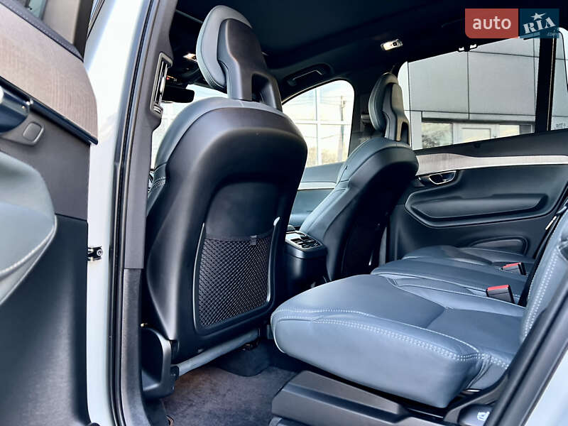 Внедорожник / Кроссовер Volvo XC90 2021 в Киеве фото 47 Внедорожник / Кроссовер Volvo XC90 2021 в Киеве