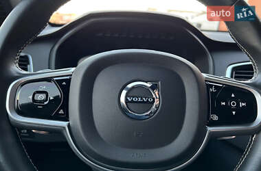 Внедорожник / Кроссовер Volvo XC90 2019 в Львове