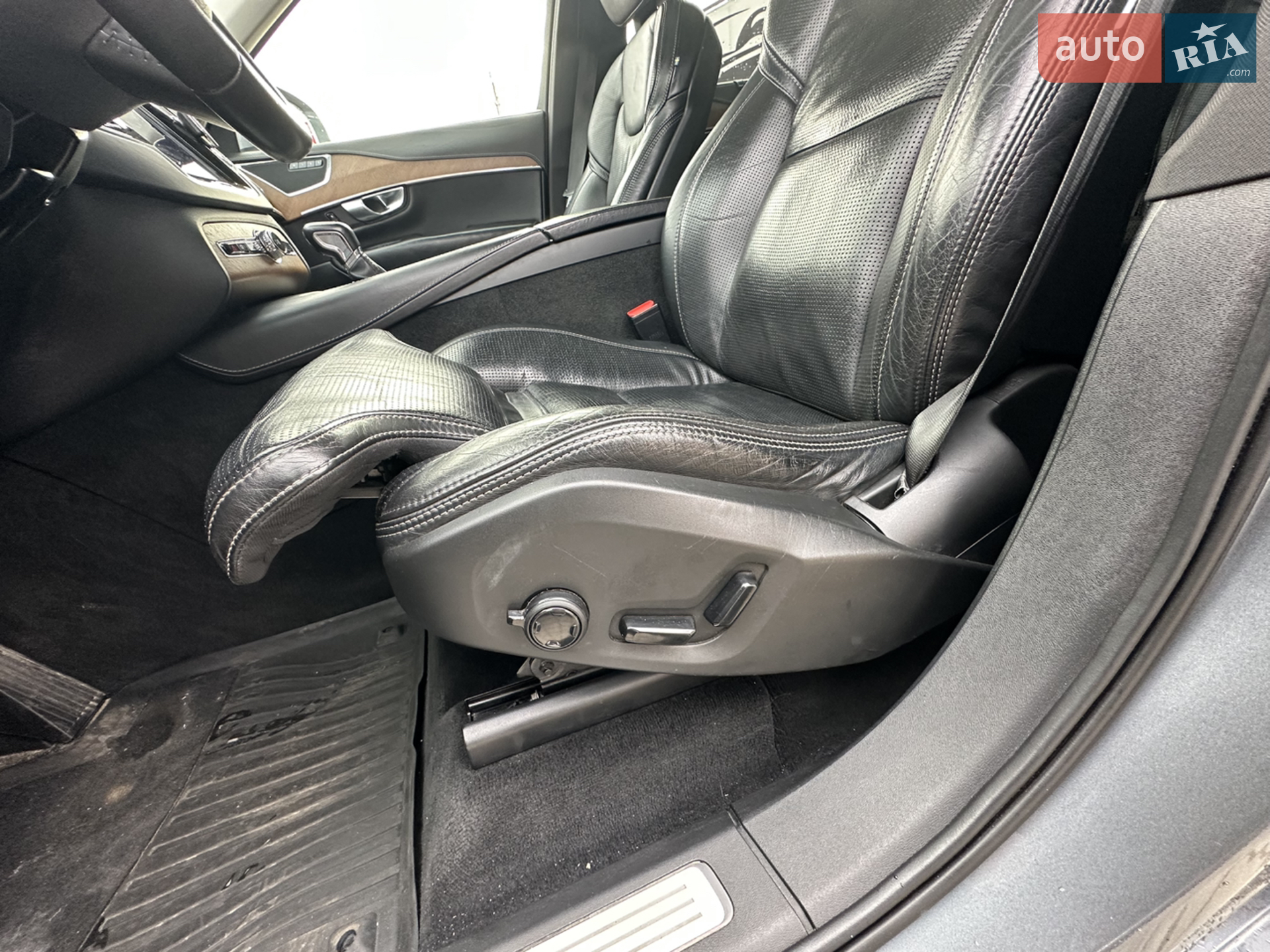 2017 Volvo XC90 - мініатюра 18