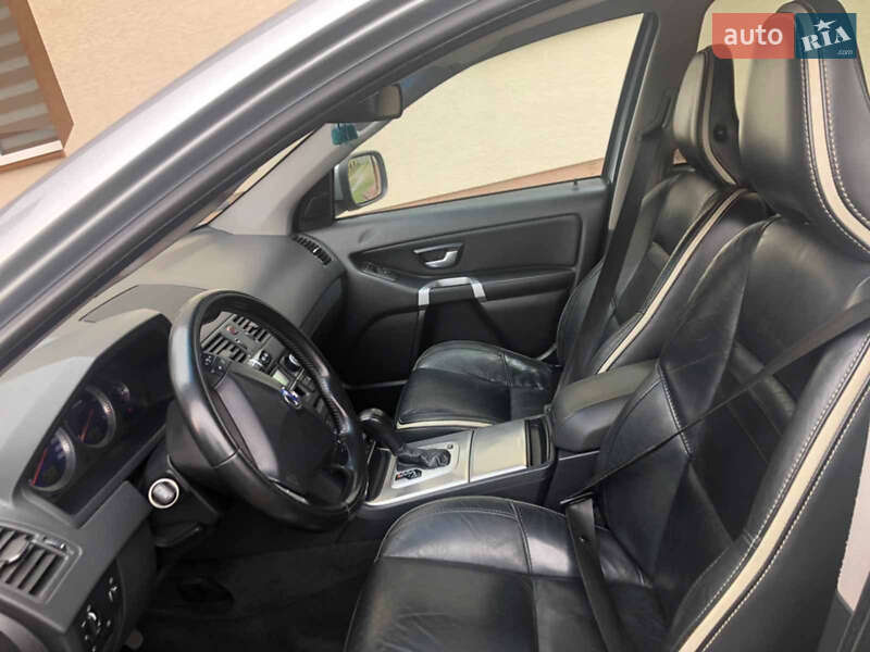 Позашляховик / Кросовер Volvo XC90 2009 в Тячеві фото 8 Позашляховик / Кросовер Volvo XC90 2009 в Тячеві