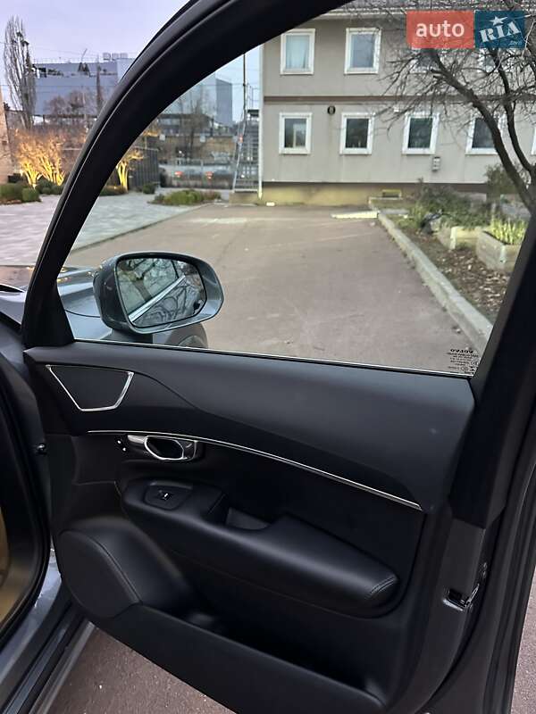 Позашляховик / Кросовер Volvo XC90 2019 в Києві