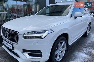 Внедорожник / Кроссовер Volvo XC90 2019 в Киеве