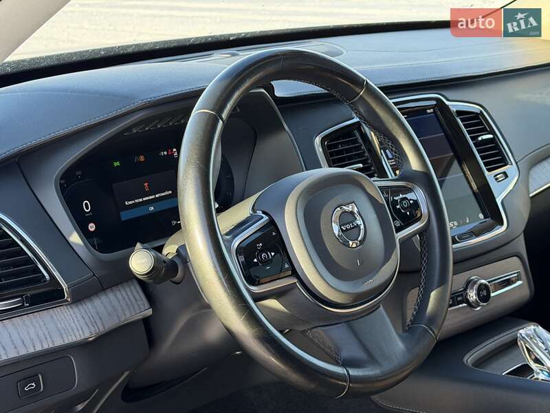 Внедорожник / Кроссовер Volvo XC90 2022 в Киеве