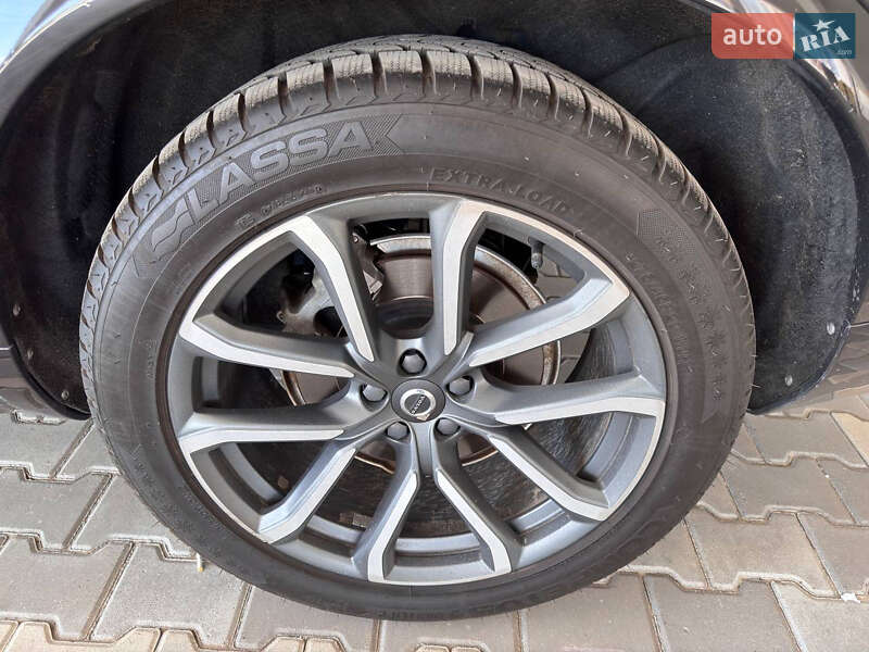Внедорожник / Кроссовер Volvo XC90 2017 в Одессе фото 11 Внедорожник / Кроссовер Volvo XC90 2017 в Одессе