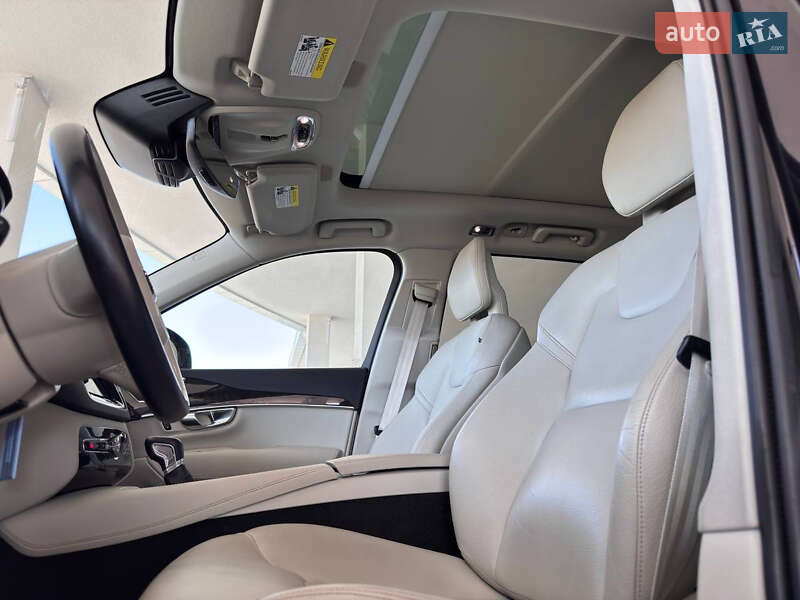 Внедорожник / Кроссовер Volvo XC90 2017 в Одессе фото 40 Внедорожник / Кроссовер Volvo XC90 2017 в Одессе