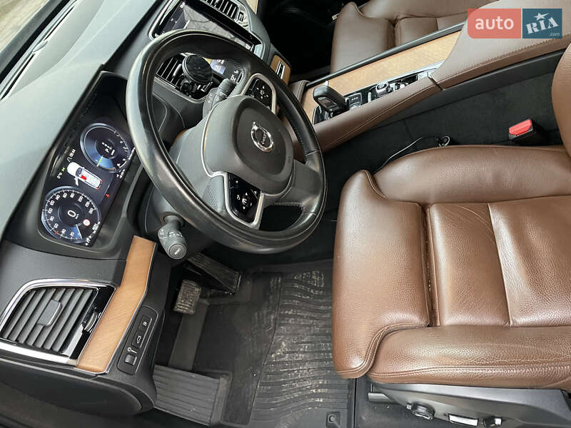 Внедорожник / Кроссовер Volvo XC90 2021 в Ивано-Франковске