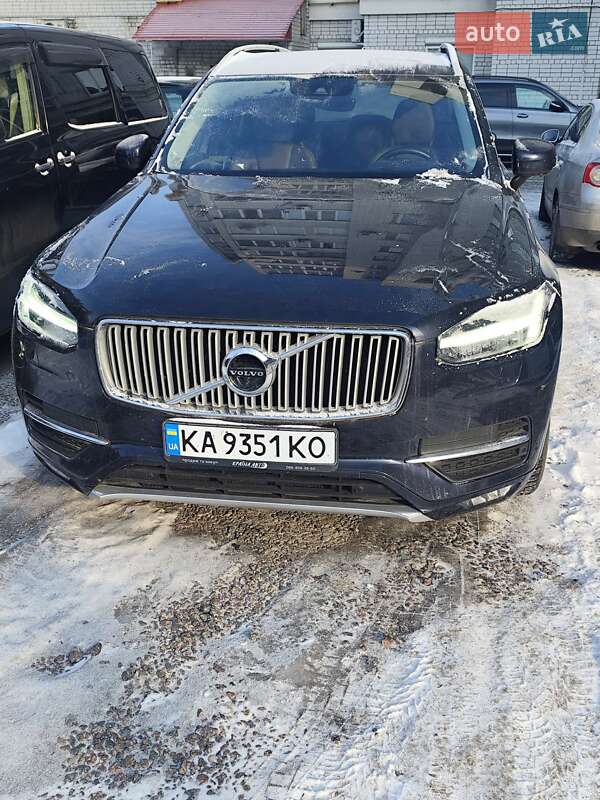 Volvo XC90 2019
