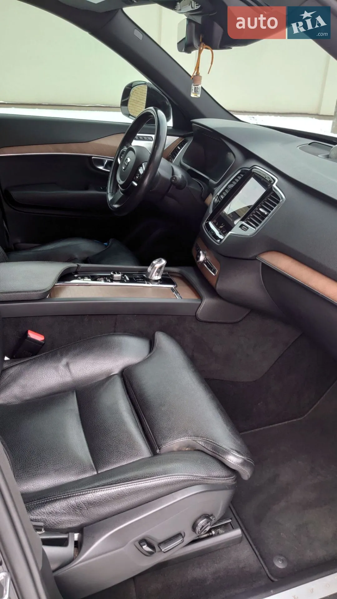 2016 Volvo XC90 - мініатюра 16