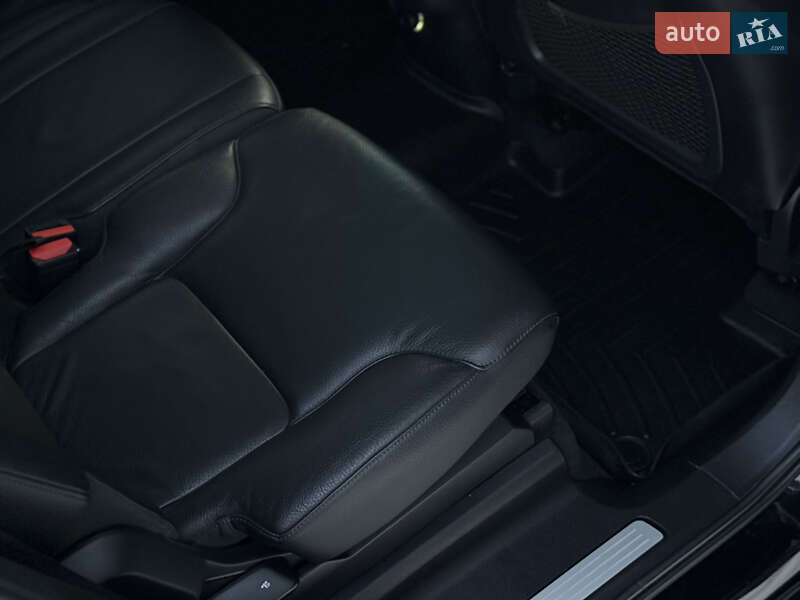 Внедорожник / Кроссовер Volvo XC90 2017 в Староконстантинове