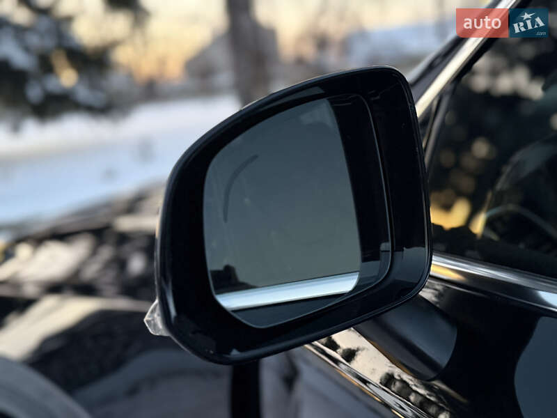 Внедорожник / Кроссовер Volvo XC90 2017 в Староконстантинове