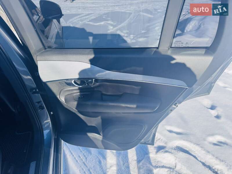 Внедорожник / Кроссовер Volvo XC90 2016 в Харькове