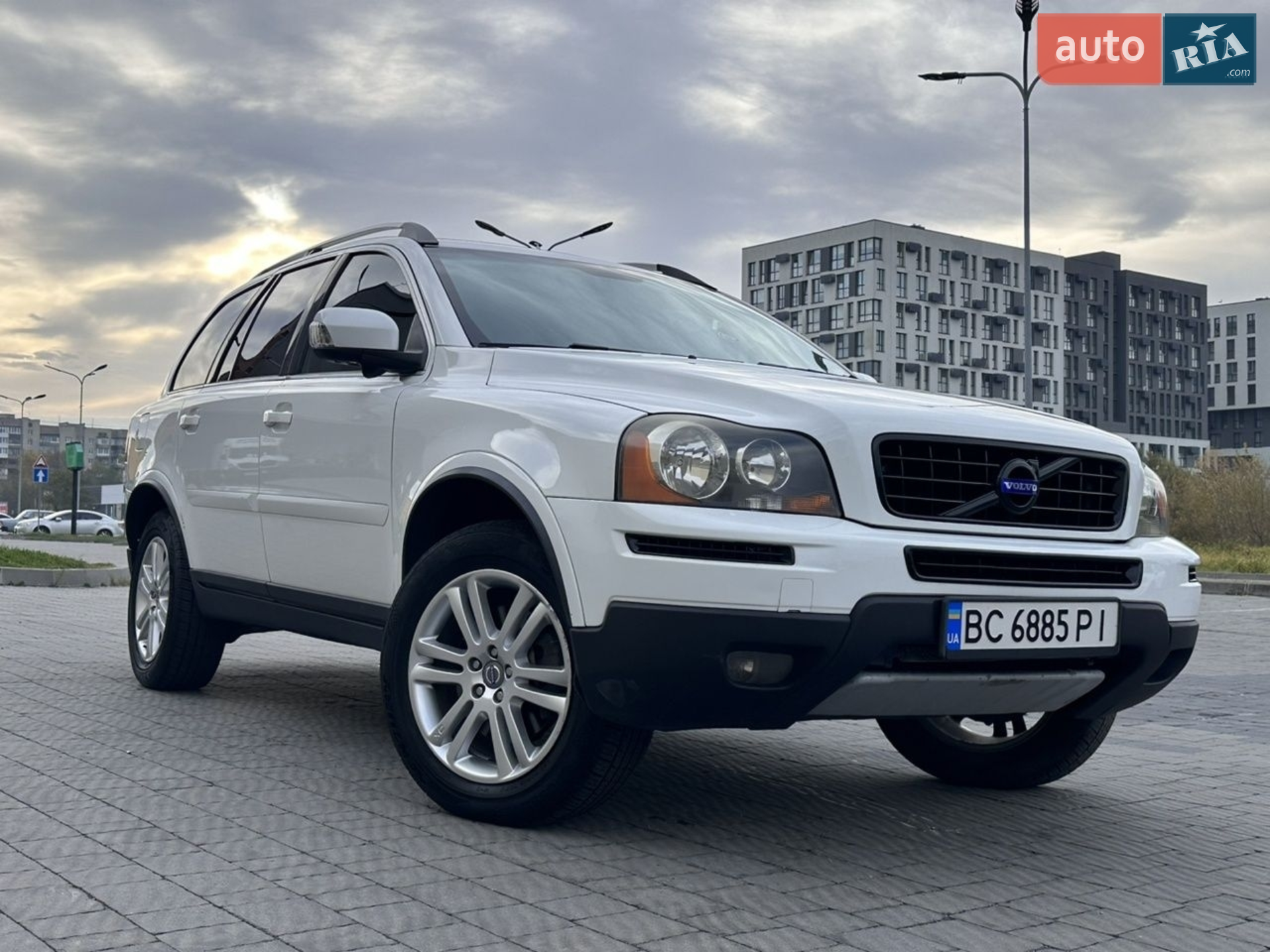 2010 Volvo XC90 - мініатюра 10