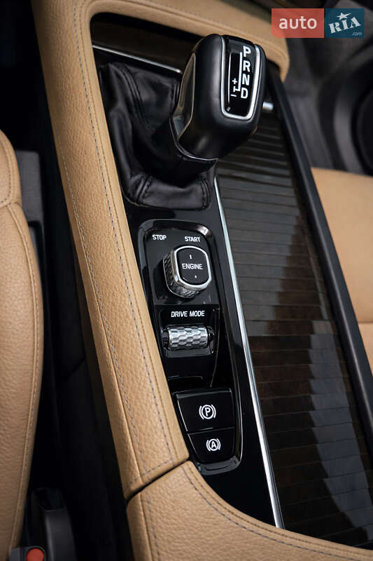 Внедорожник / Кроссовер Volvo XC90 2016 в Киеве фото 7 Внедорожник / Кроссовер Volvo XC90 2016 в Киеве