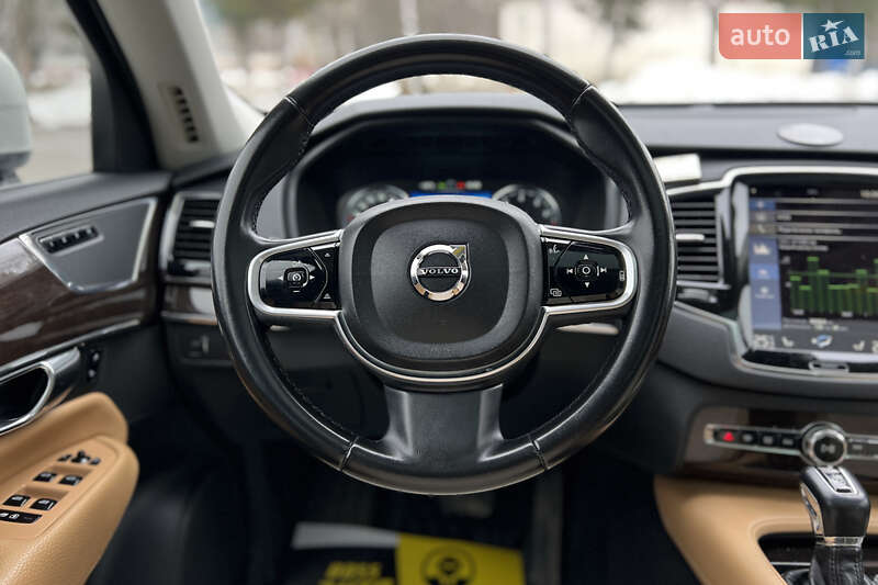 Внедорожник / Кроссовер Volvo XC90 2016 в Львове