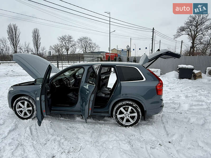 Внедорожник / Кроссовер Volvo XC90 2019 в Киеве