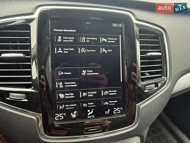 Внедорожник / Кроссовер Volvo XC90 2019 в Киеве