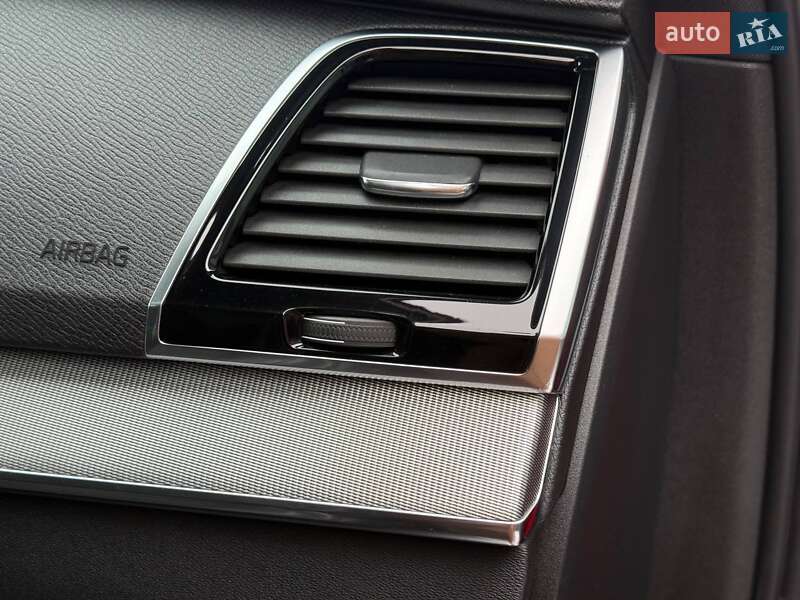 Внедорожник / Кроссовер Volvo XC90 2016 в Ровно