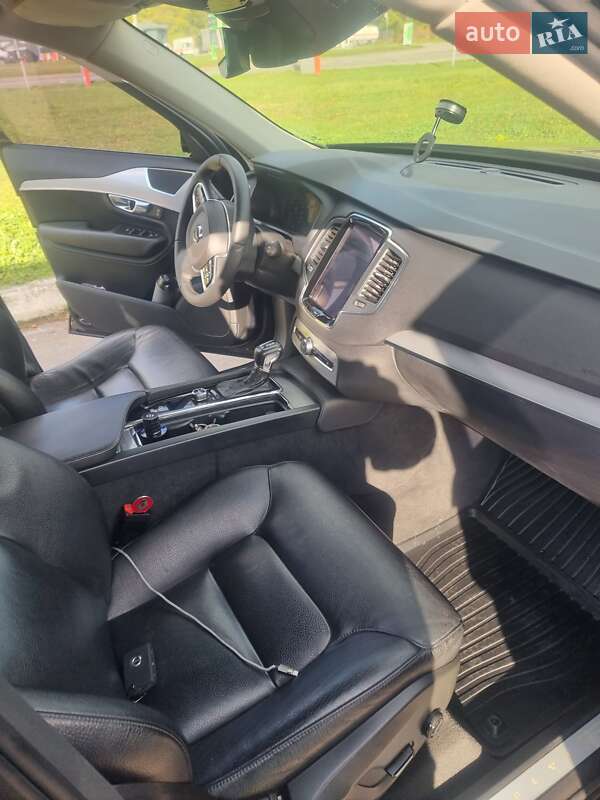 Внедорожник / Кроссовер Volvo XC90 2015 в Харькове фото 12 Внедорожник / Кроссовер Volvo XC90 2015 в Харькове