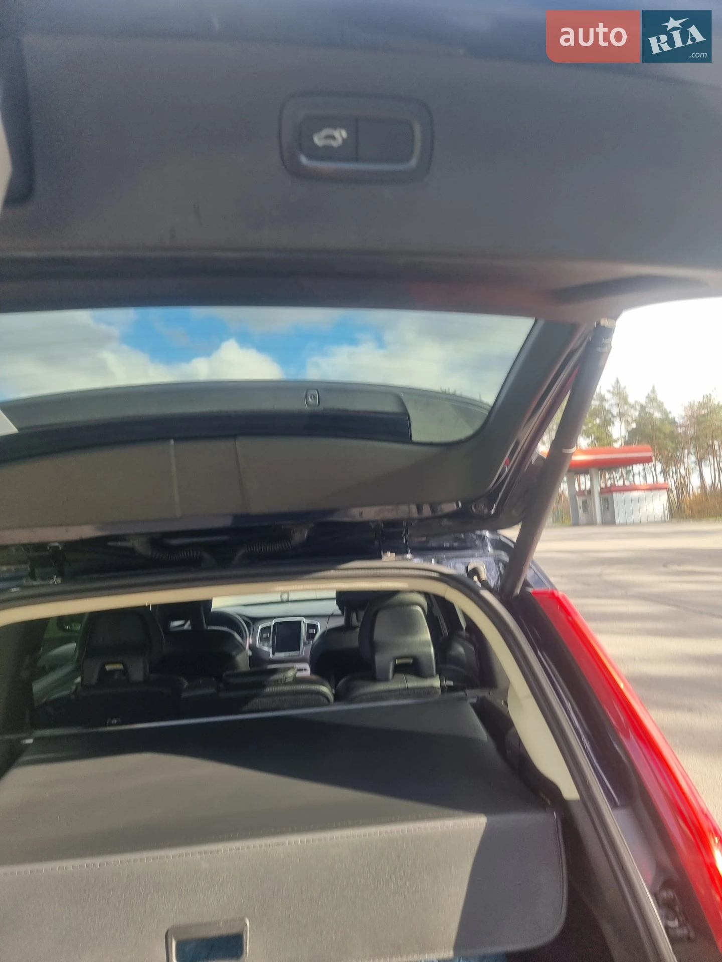 2015 Volvo XC90 - мініатюра 13