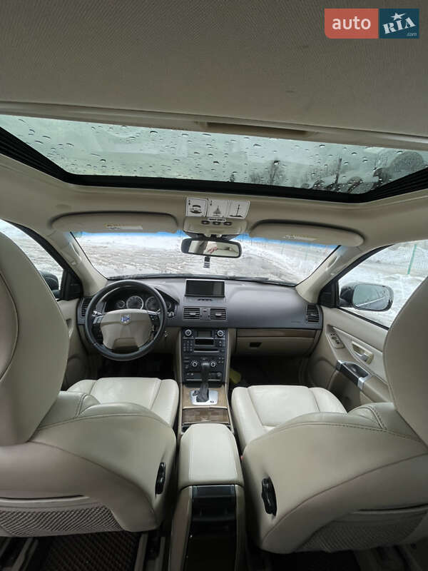 Внедорожник / Кроссовер Volvo XC90 2010 в Житомире