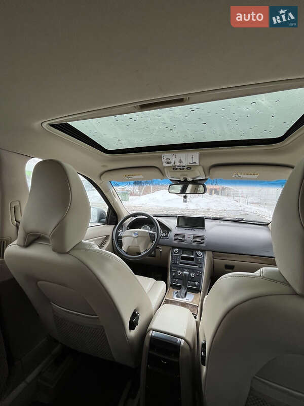 Внедорожник / Кроссовер Volvo XC90 2010 в Житомире