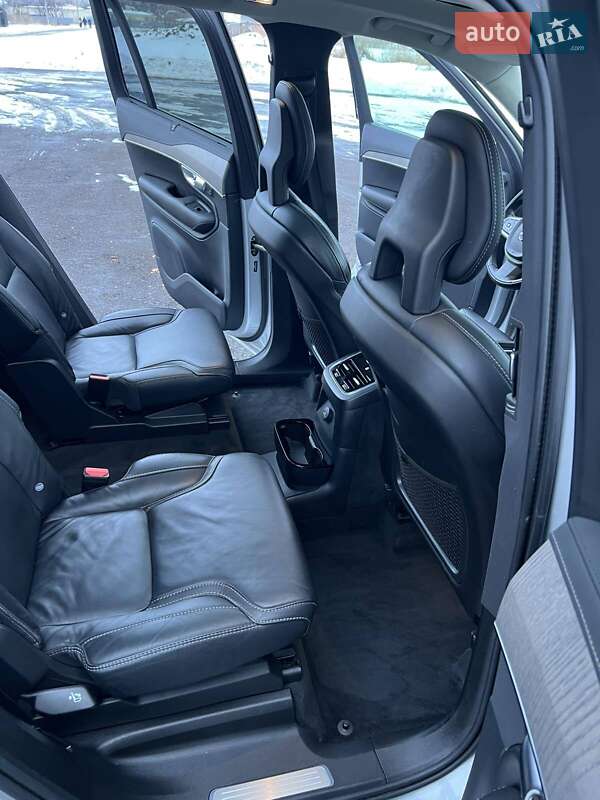 Внедорожник / Кроссовер Volvo XC90 2021 в Ровно