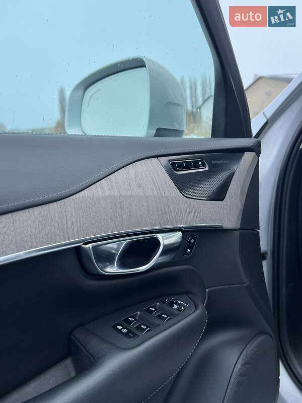 Внедорожник / Кроссовер Volvo XC90 2021 в Ровно