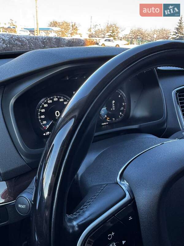 Внедорожник / Кроссовер Volvo XC90 2016 в Полтаве фото 34 Внедорожник / Кроссовер Volvo XC90 2016 в Полтаве