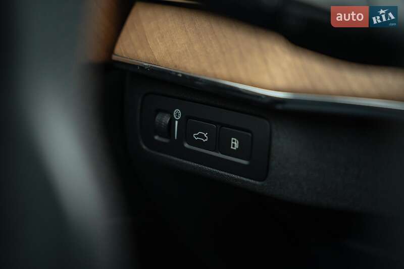 Внедорожник / Кроссовер Volvo XC90 2022 в Черновцах