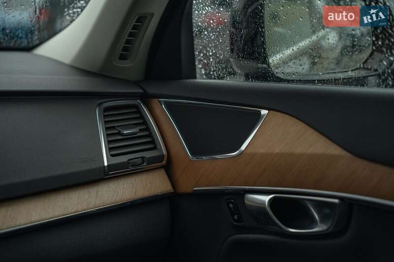 Внедорожник / Кроссовер Volvo XC90 2022 в Черновцах