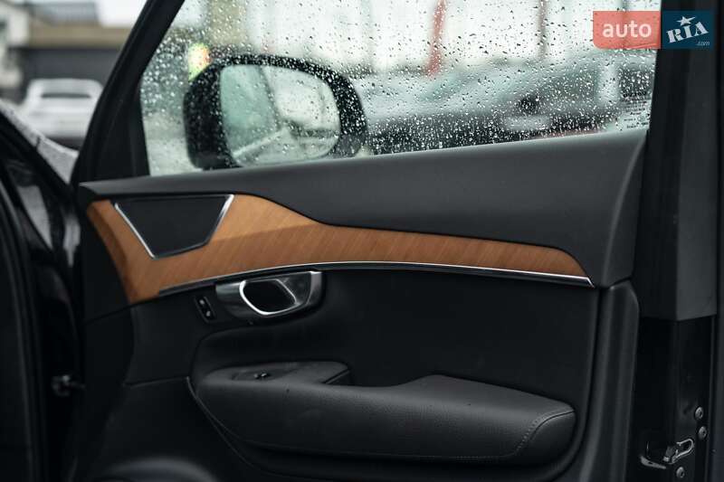 Внедорожник / Кроссовер Volvo XC90 2022 в Черновцах