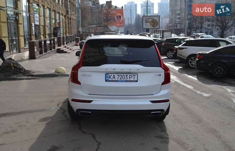Внедорожник / Кроссовер Volvo XC90 2019 в Киеве